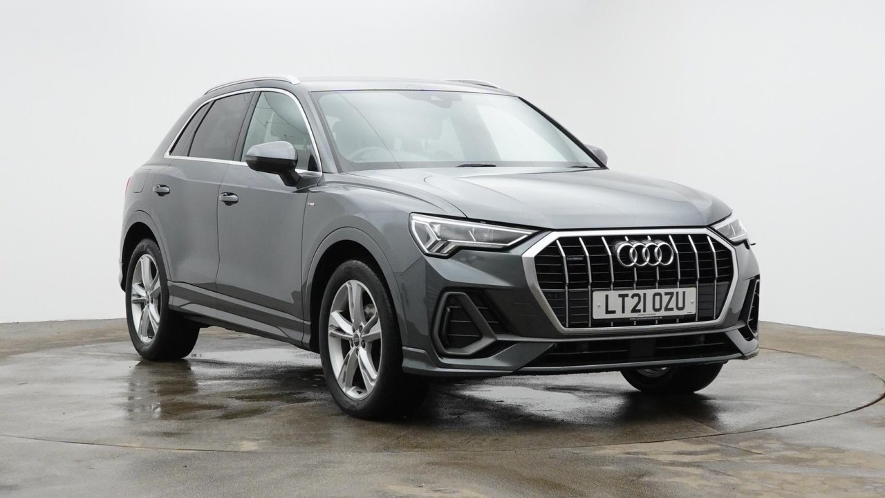 Main listing image - Audi Q3