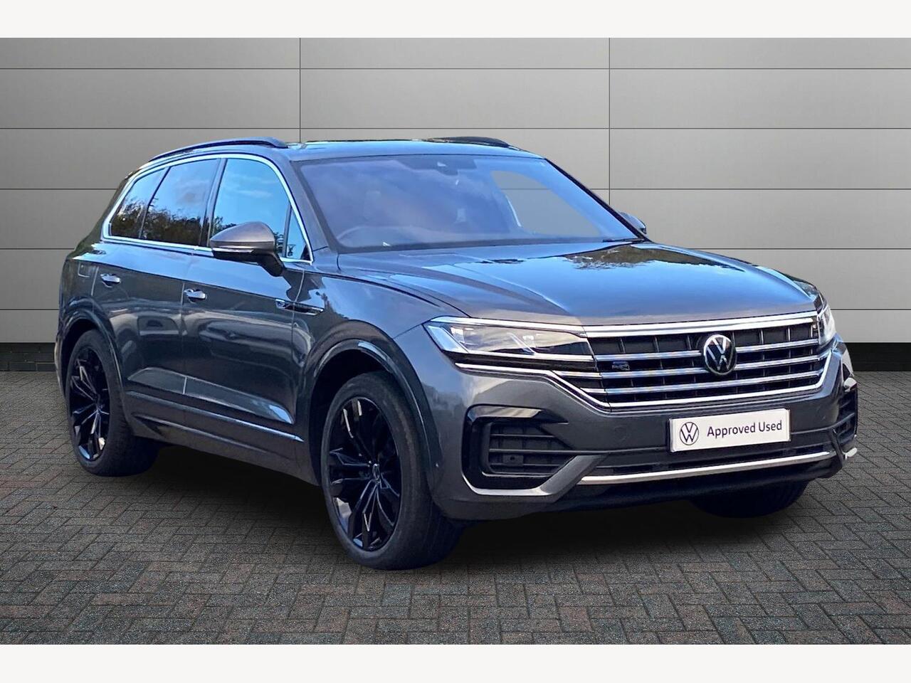 Main listing image - Volkswagen Touareg