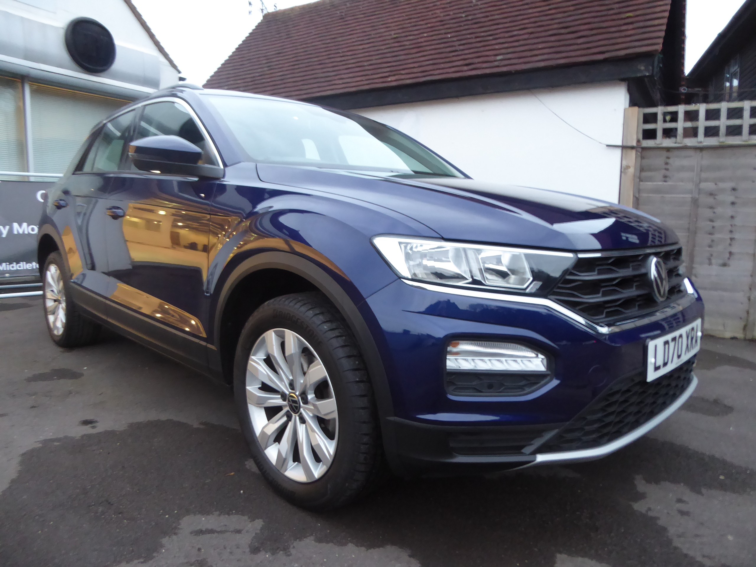 Main listing image - Volkswagen T-Roc