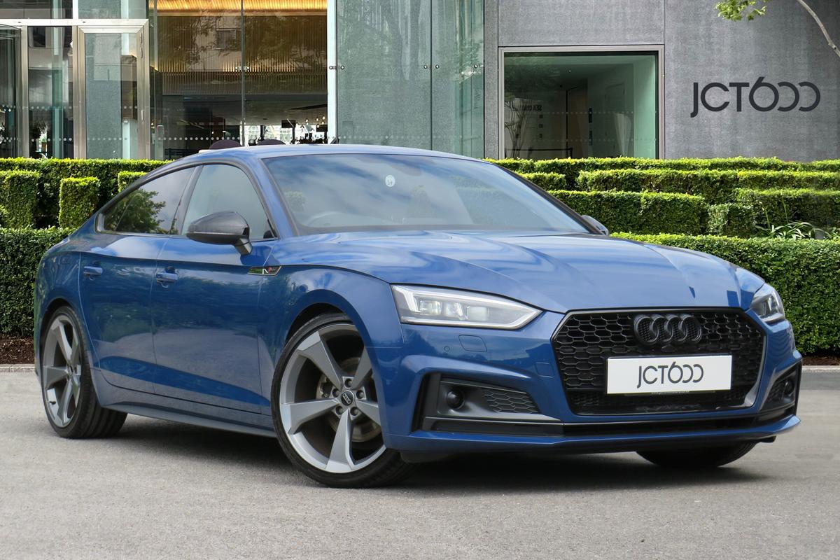 Main listing image - Audi A5