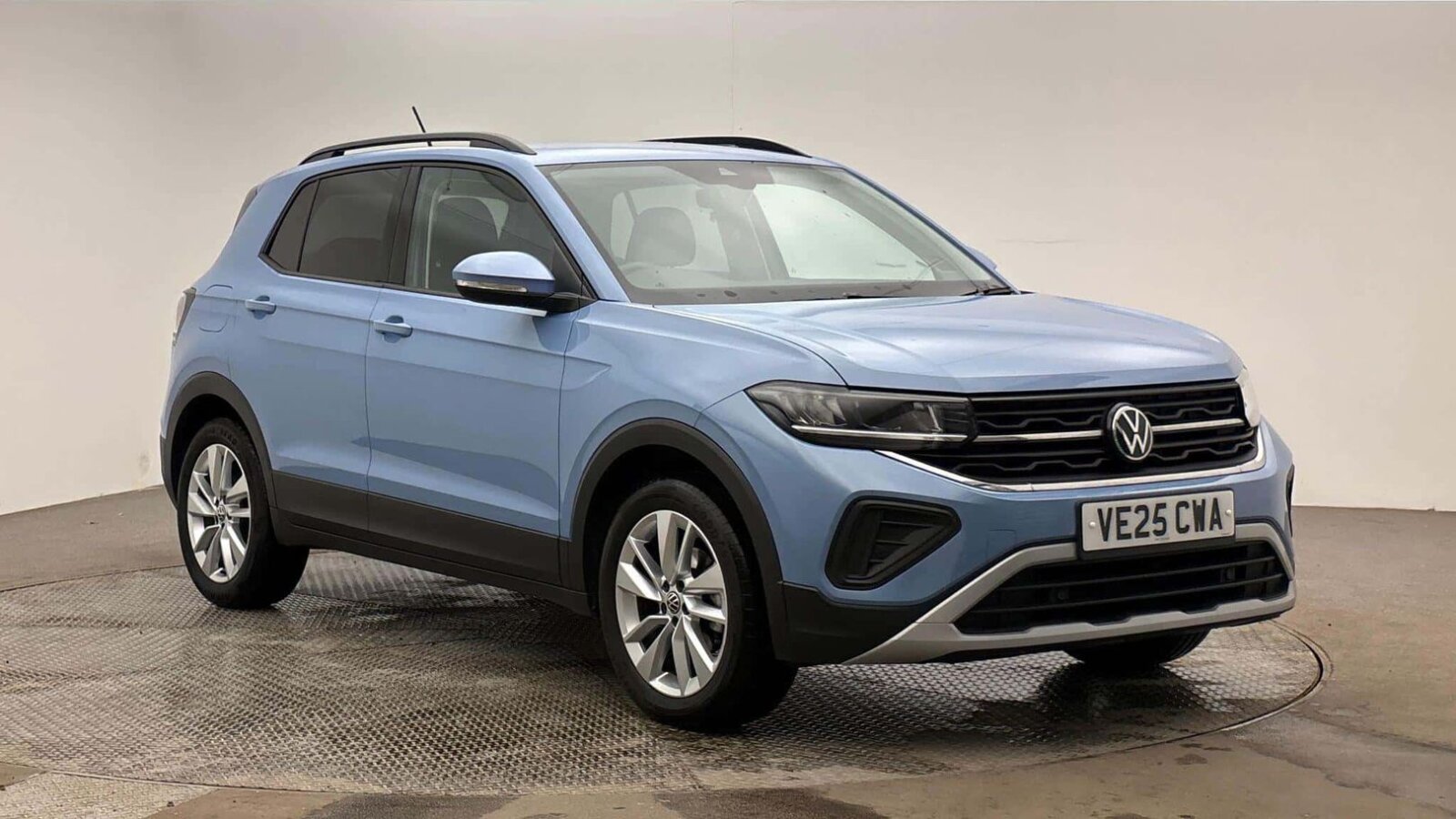 Main listing image - Volkswagen T-Cross