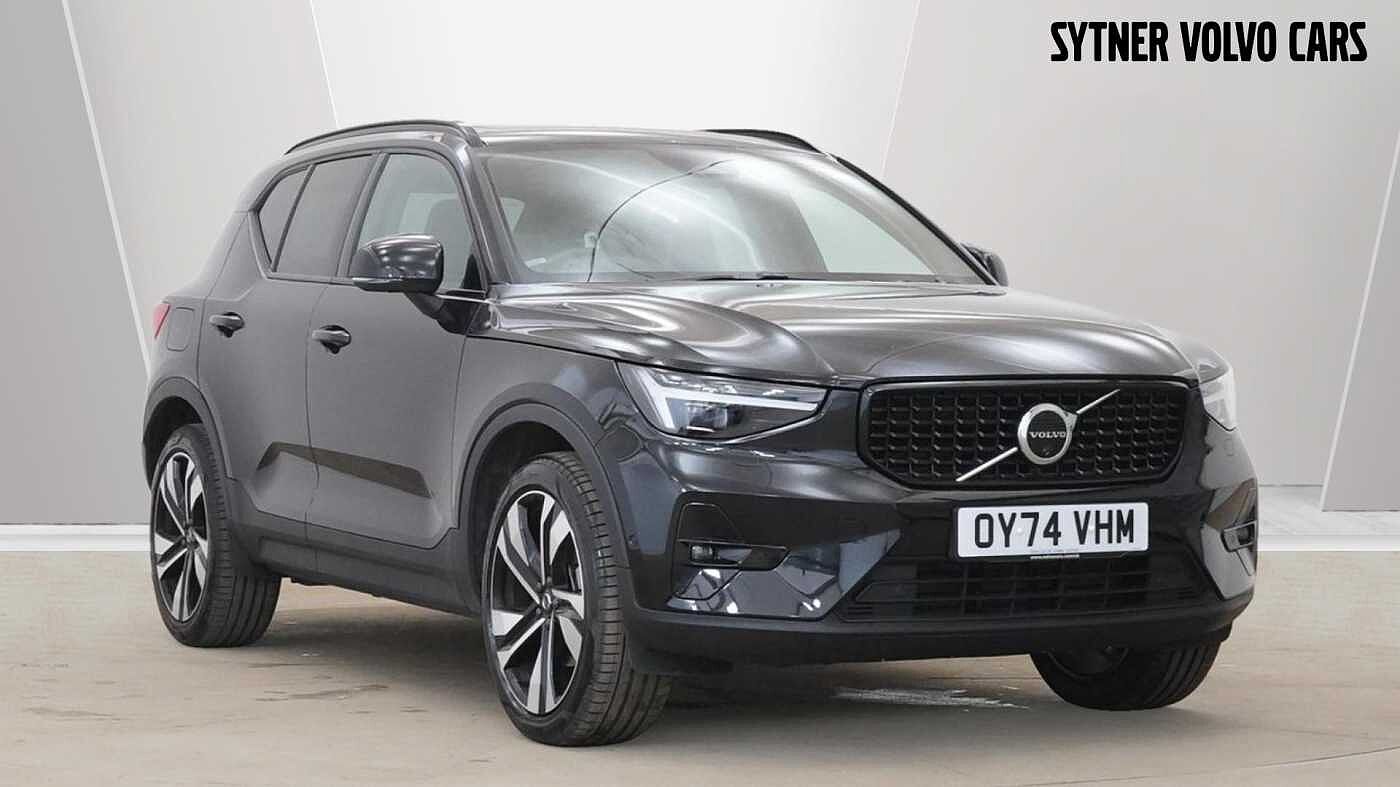 Main listing image - Volvo XC40