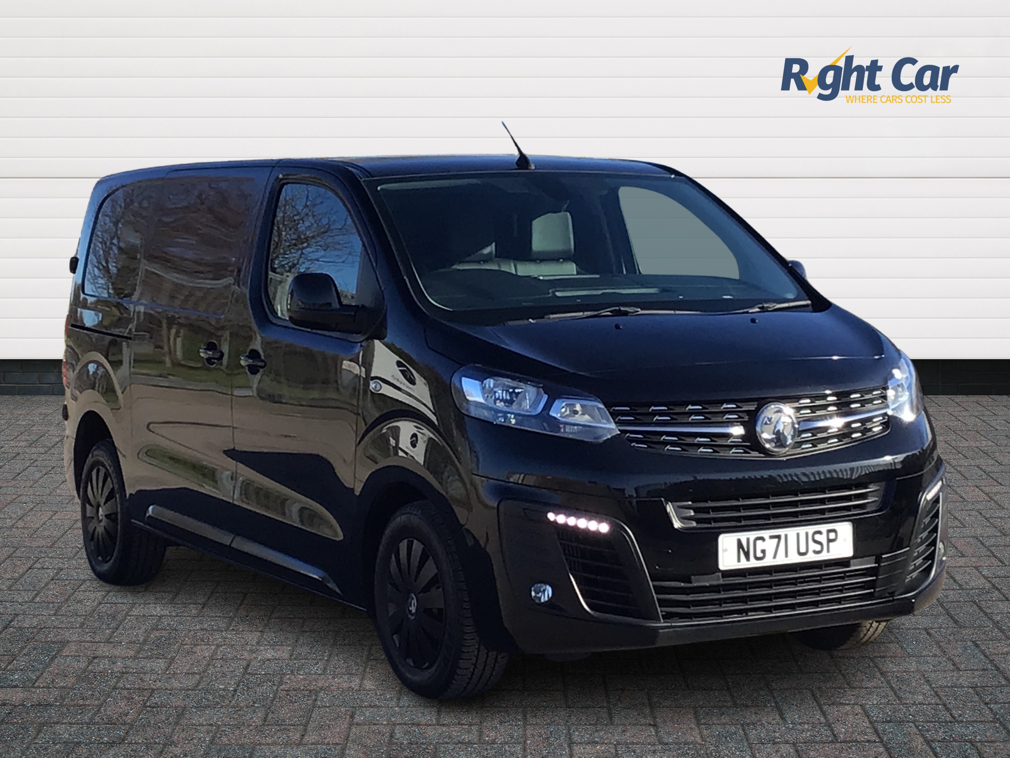 Main listing image - Vauxhall Vivaro