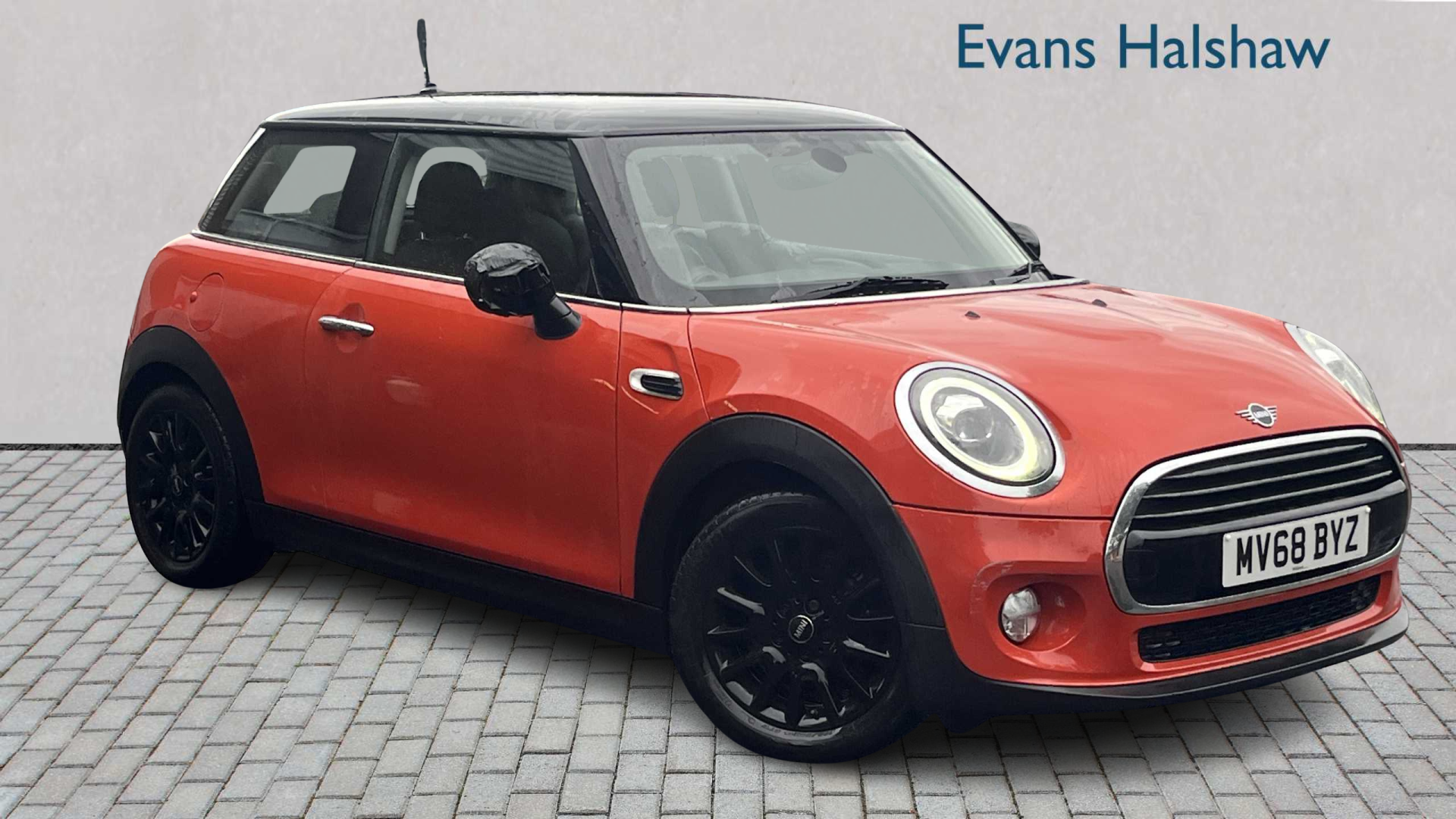 Main listing image - MINI Hatchback