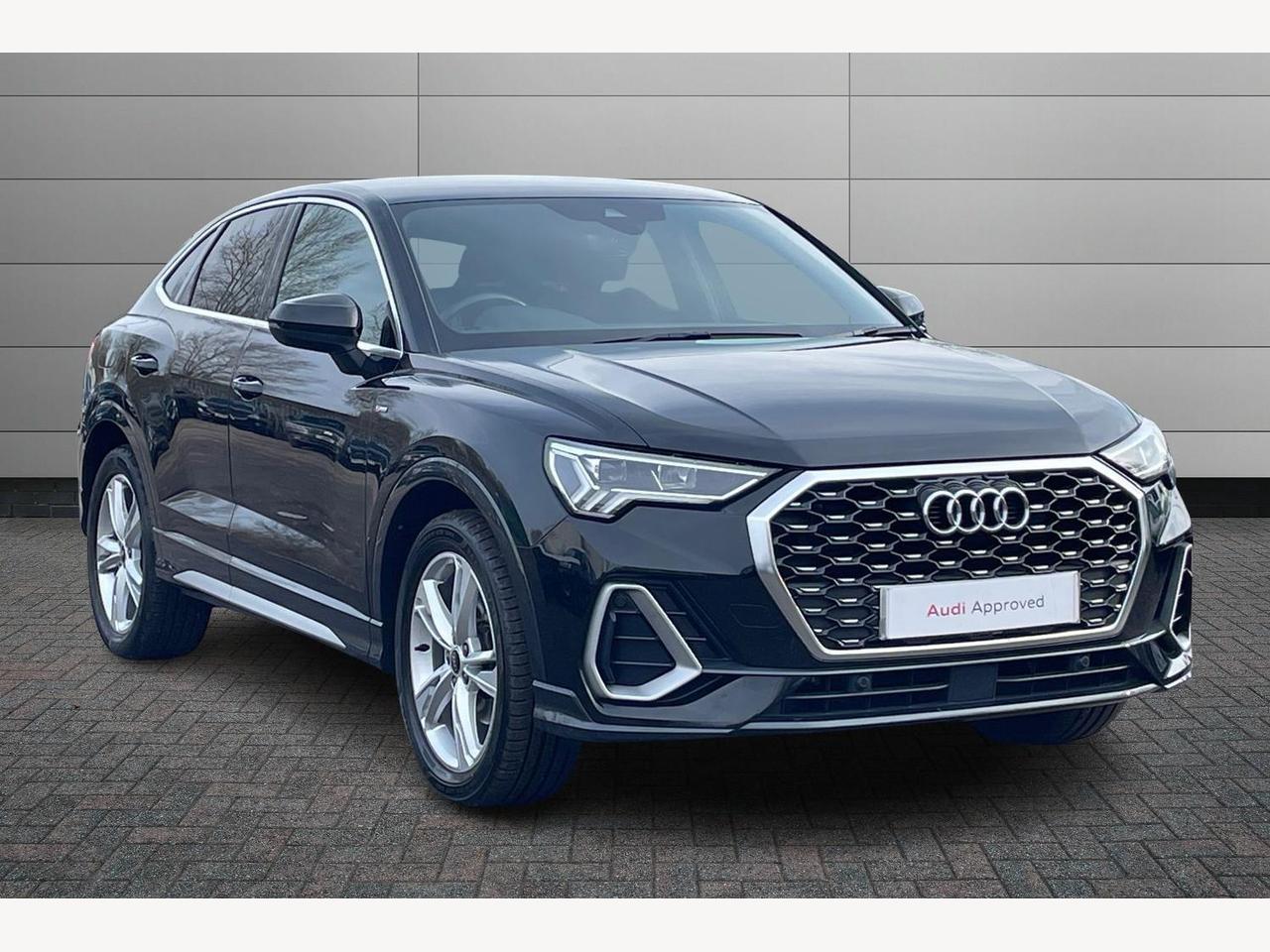 Main listing image - Audi Q3