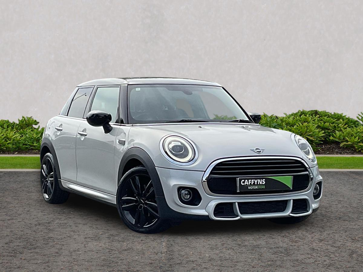 Main listing image - MINI Hatchback
