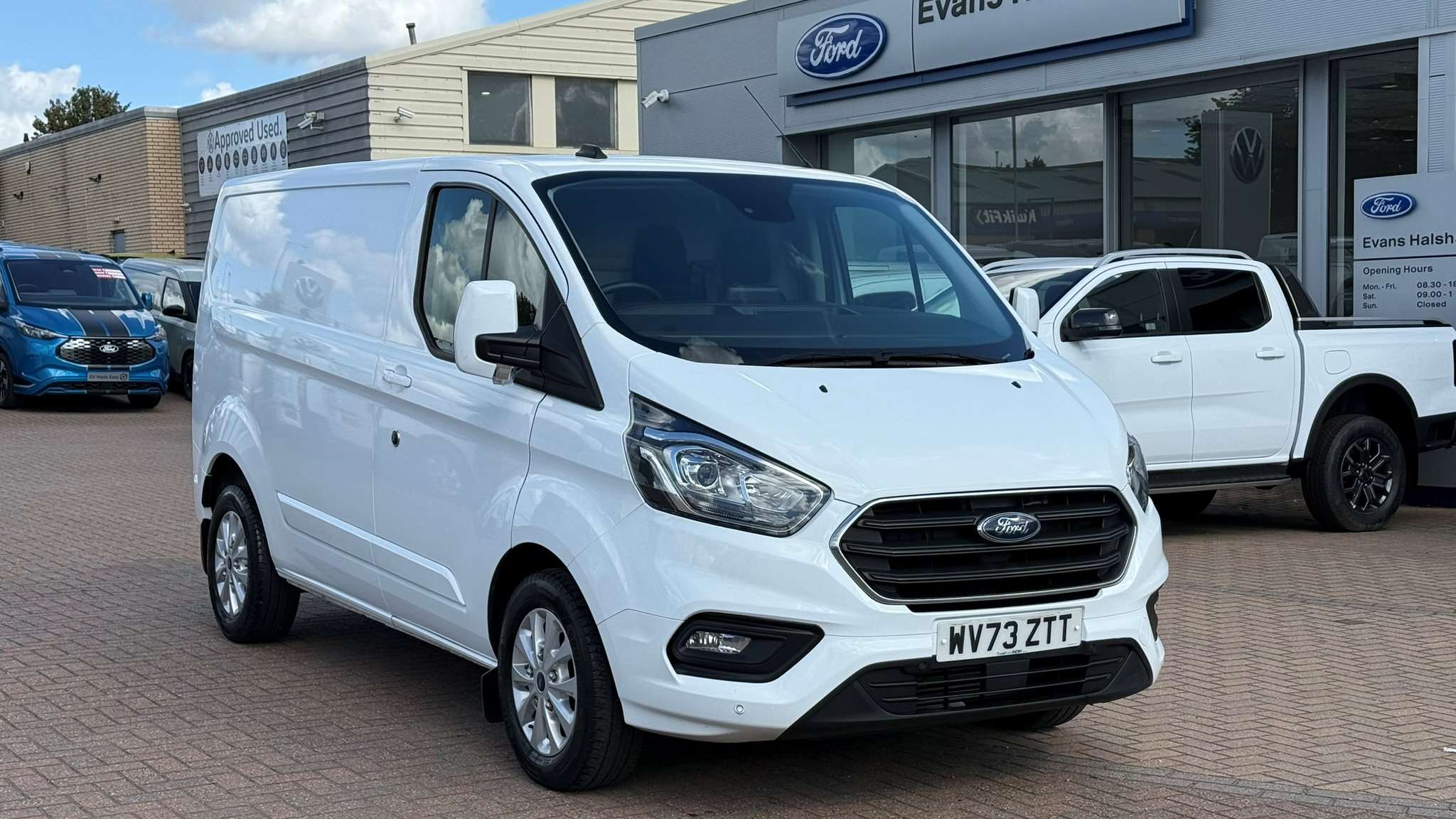 Main listing image - Ford Transit Custom