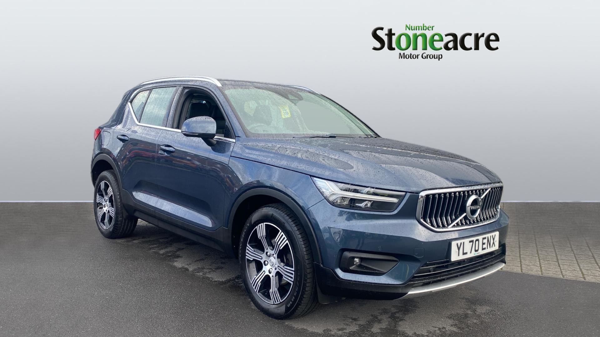 Main listing image - Volvo XC40