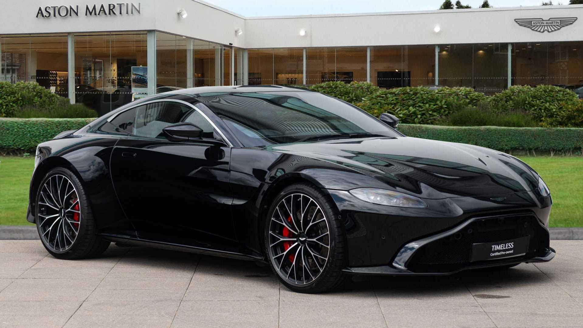 Main listing image - Aston Martin Vantage