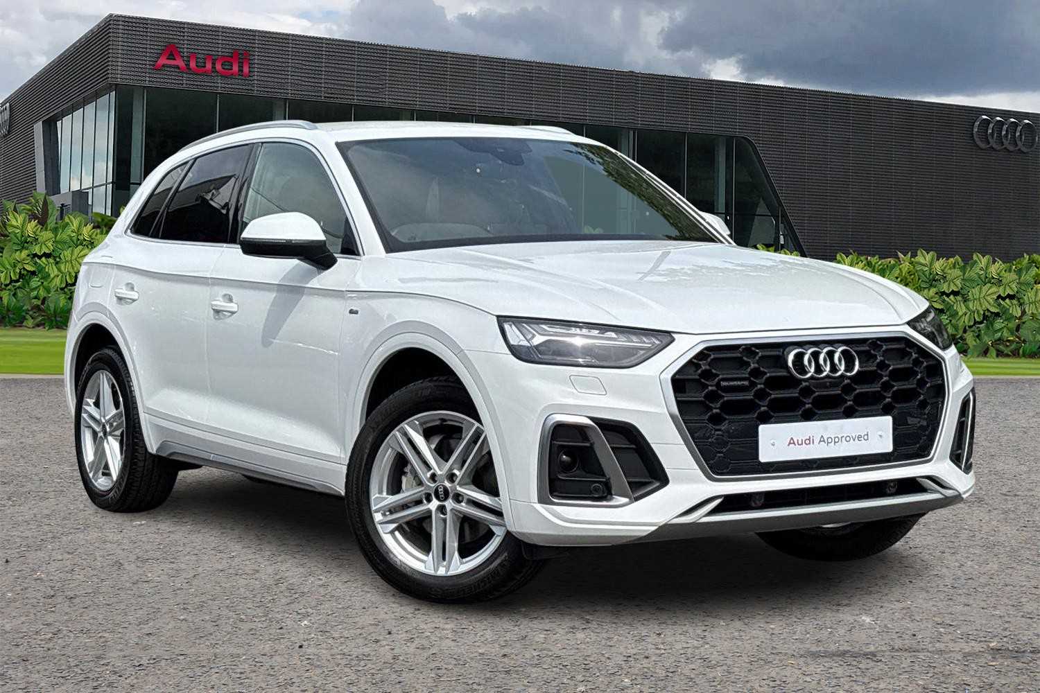 Main listing image - Audi Q5