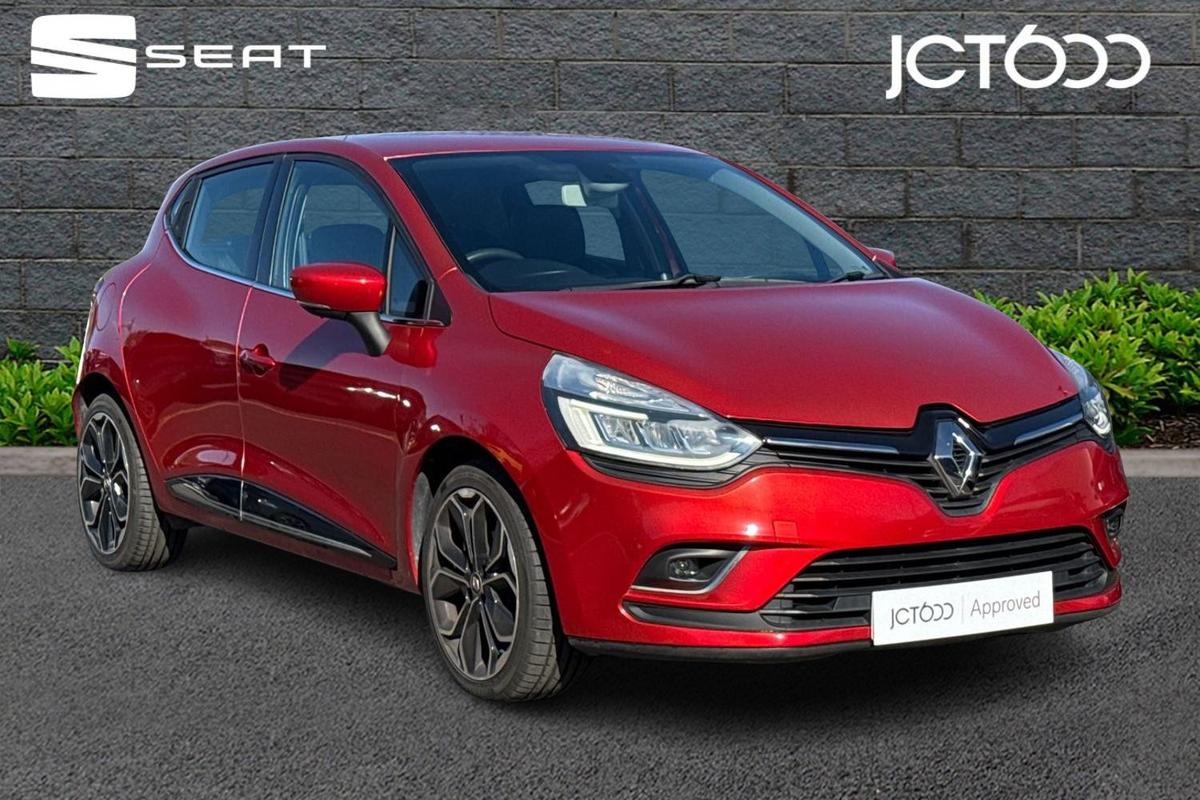 Main listing image - Renault Clio