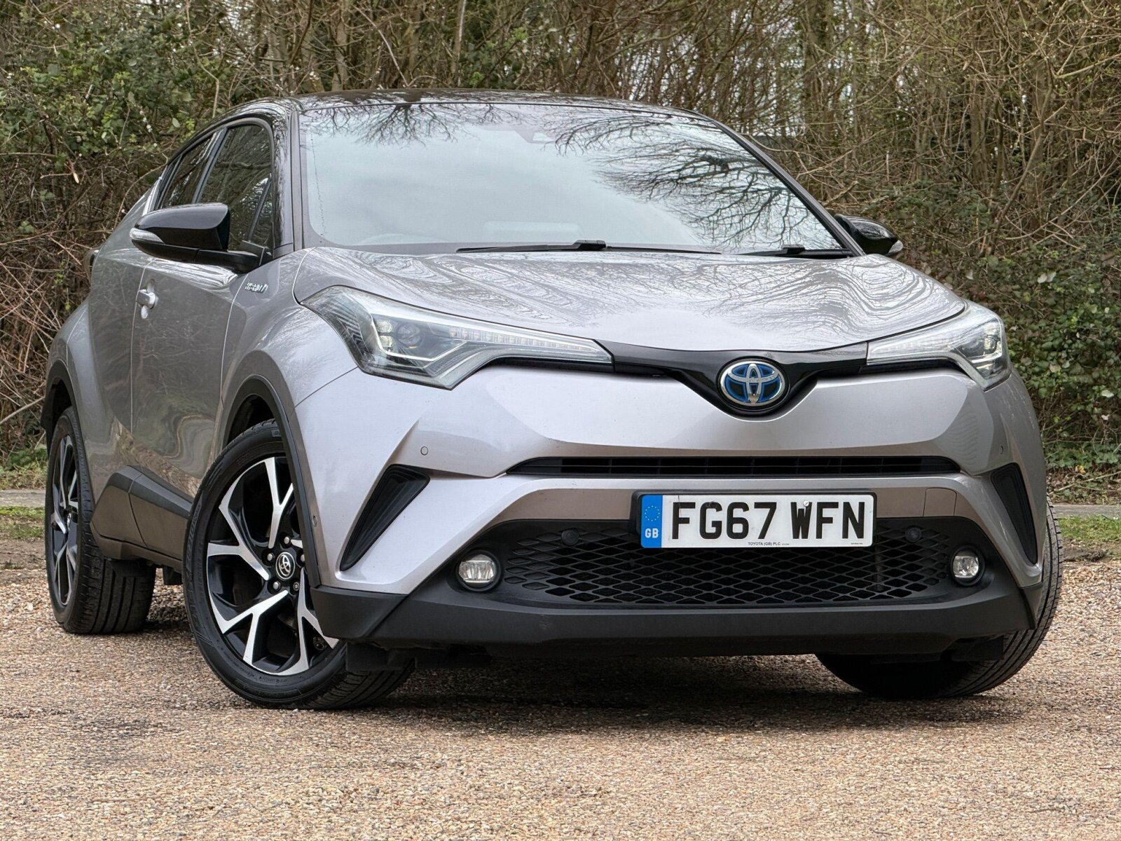 Main listing image - Toyota C-HR