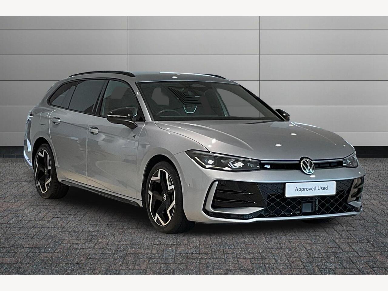 Main listing image - Volkswagen Passat Estate