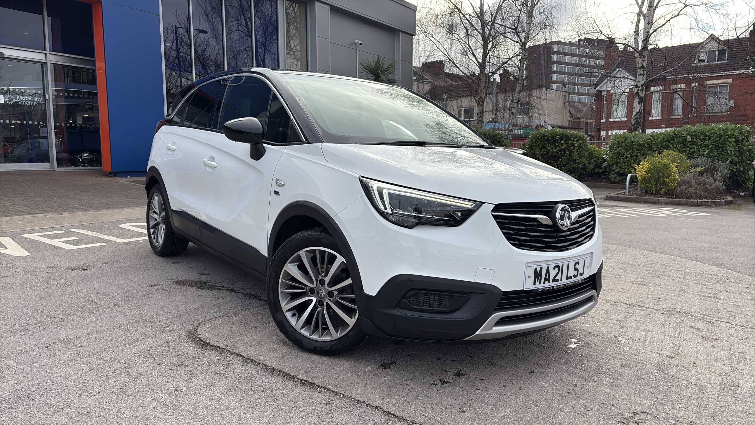 Main listing image - Vauxhall Crossland X