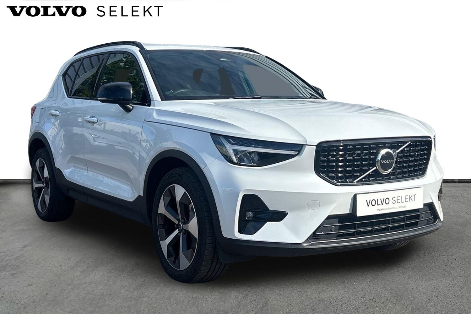 Main listing image - Volvo XC40