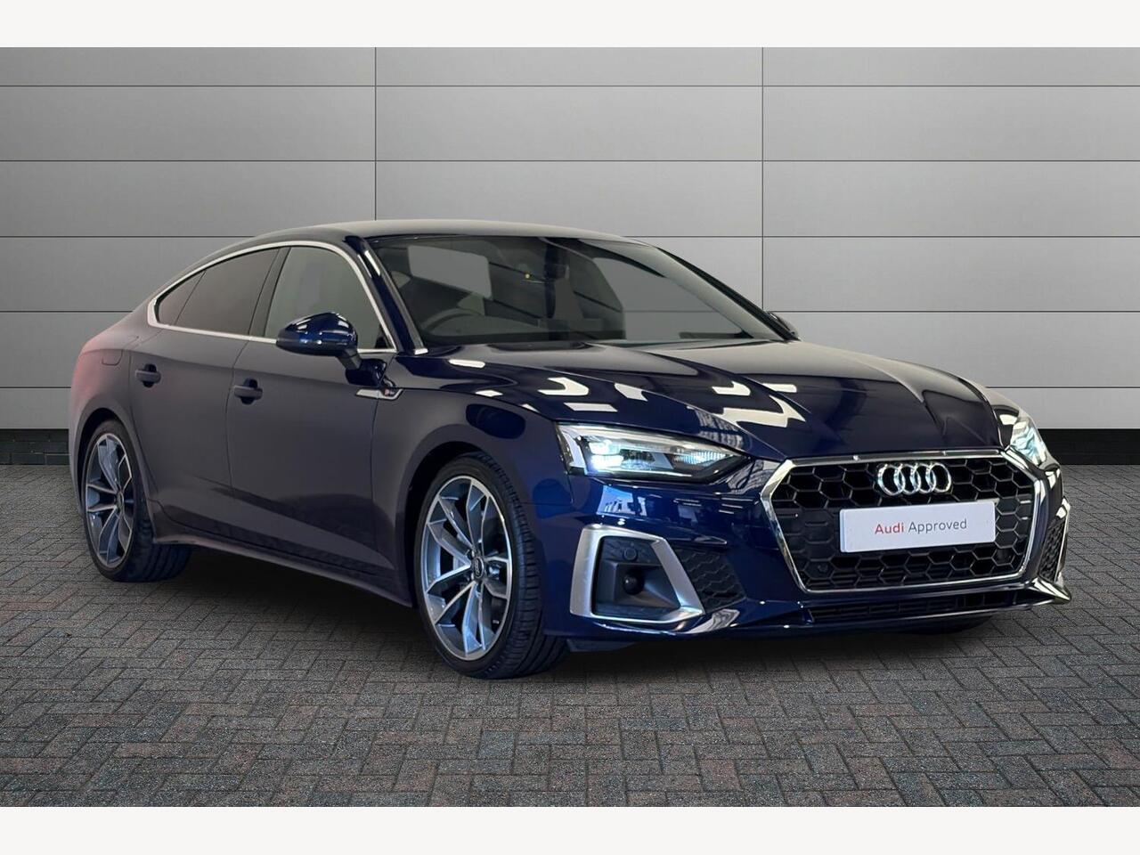 Main listing image - Audi A5
