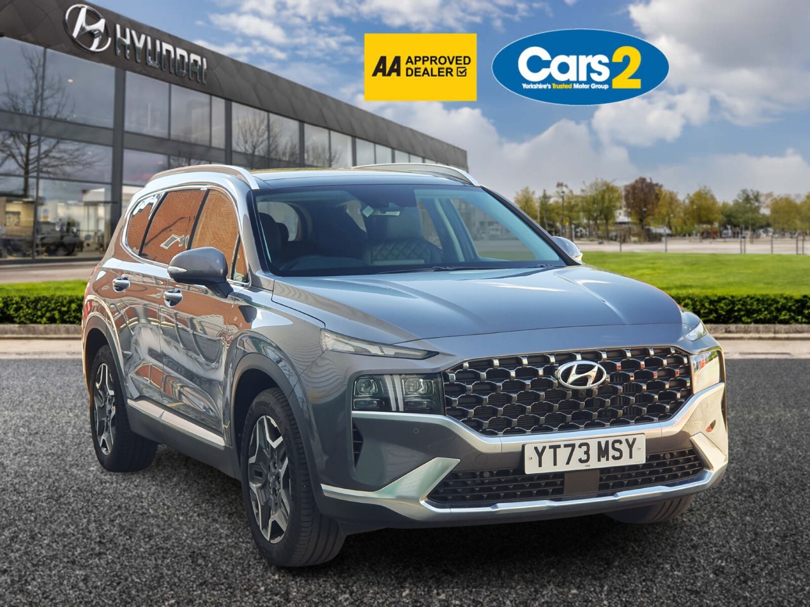 Main listing image - Hyundai Santa Fe