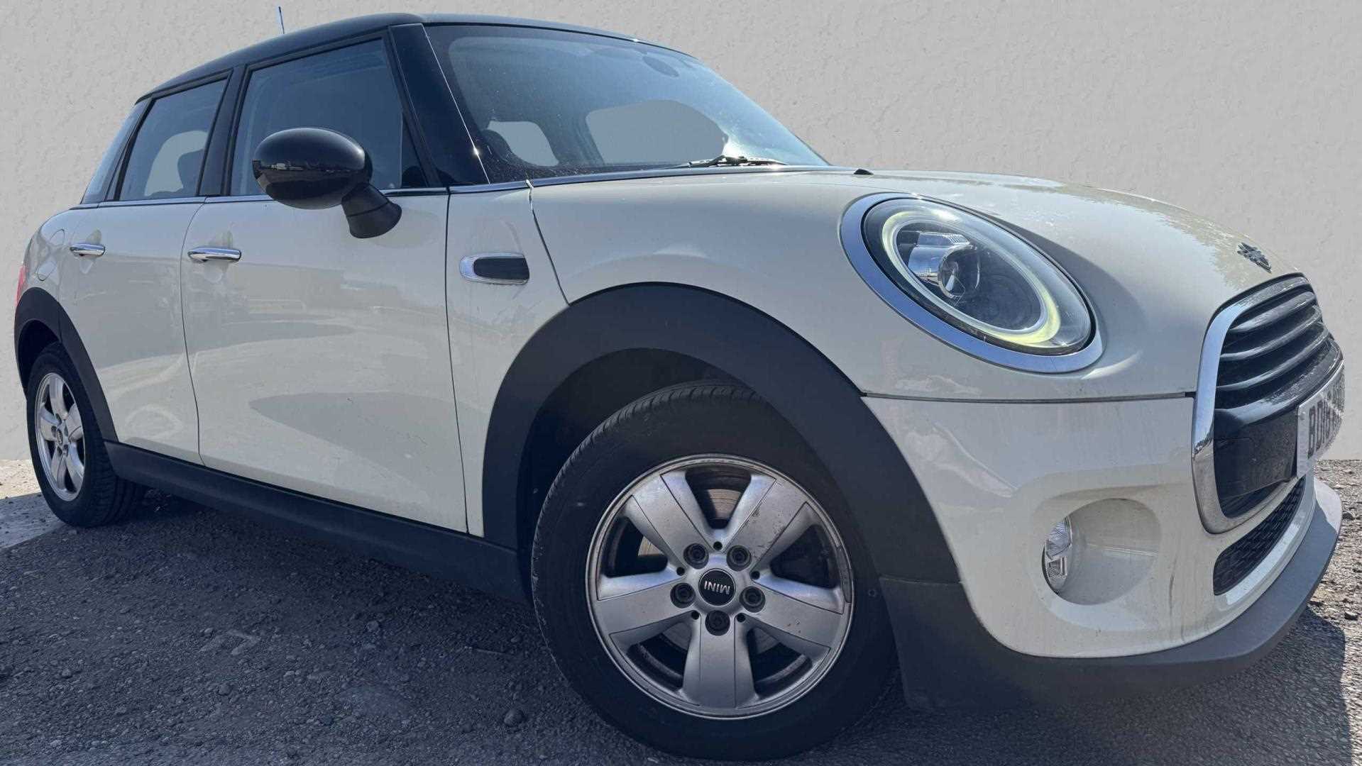 Main listing image - MINI Hatchback 5dr