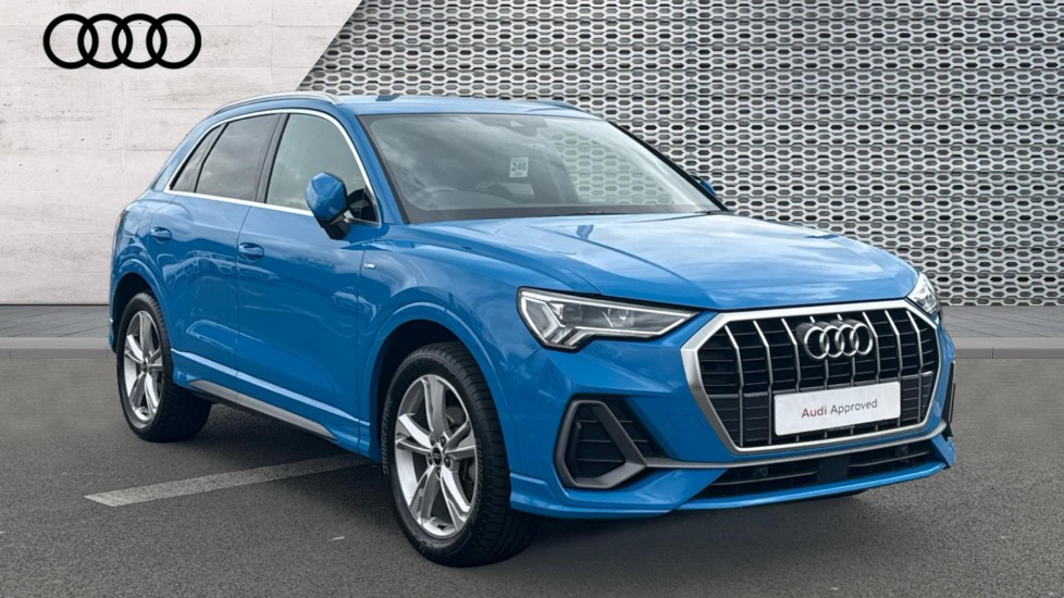 Main listing image - Audi Q3