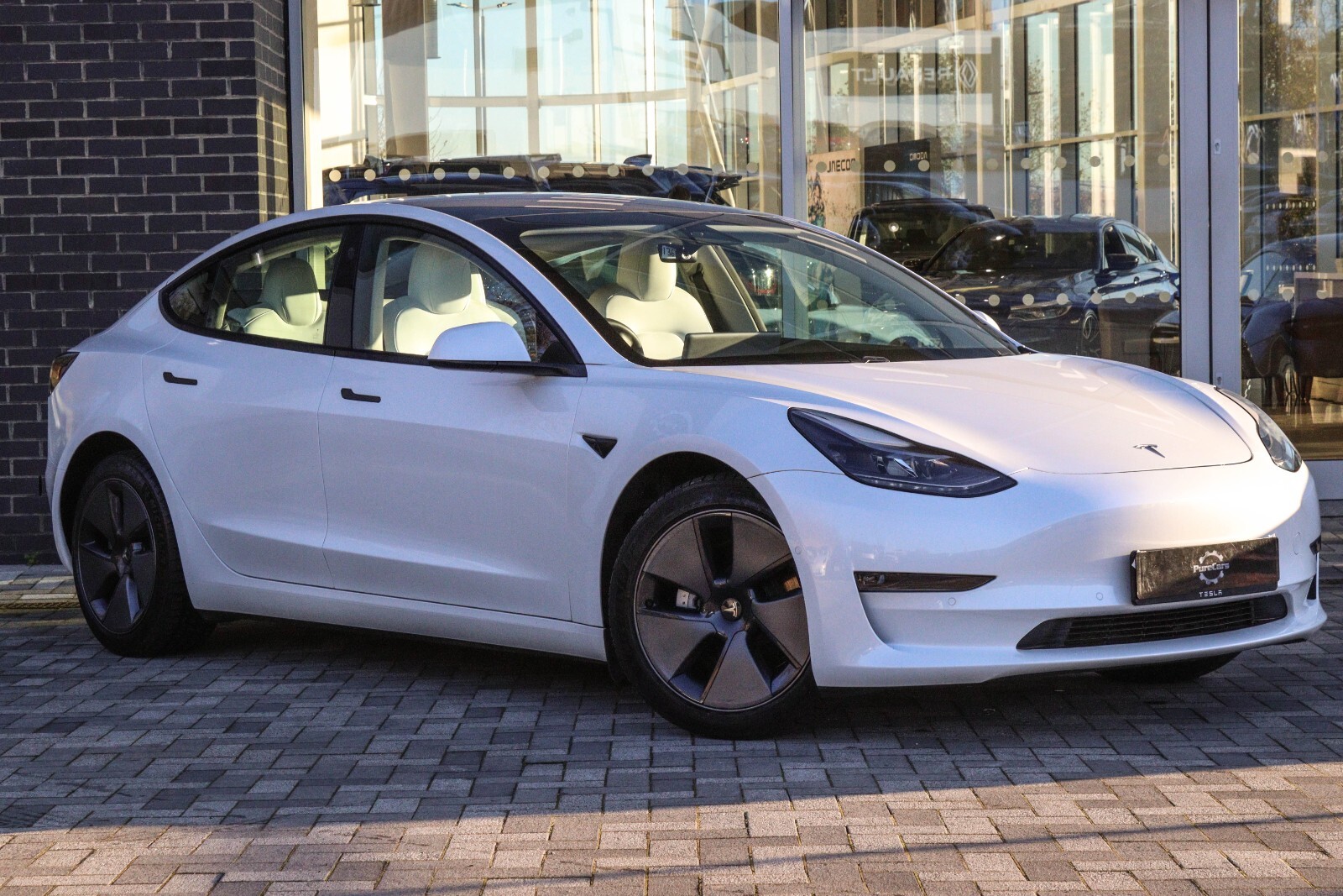 Main listing image - Tesla Model 3