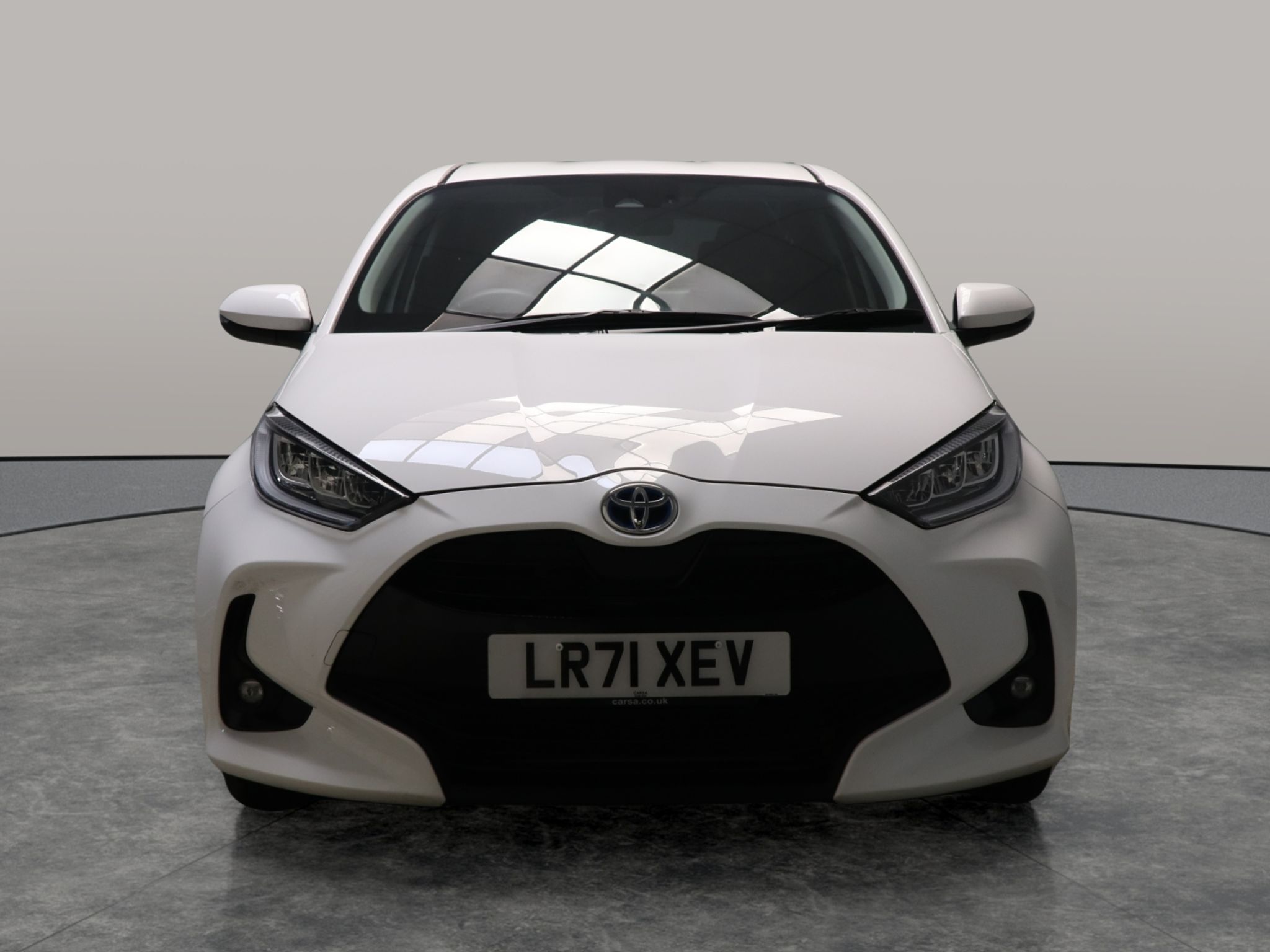 Main listing image - Toyota Yaris