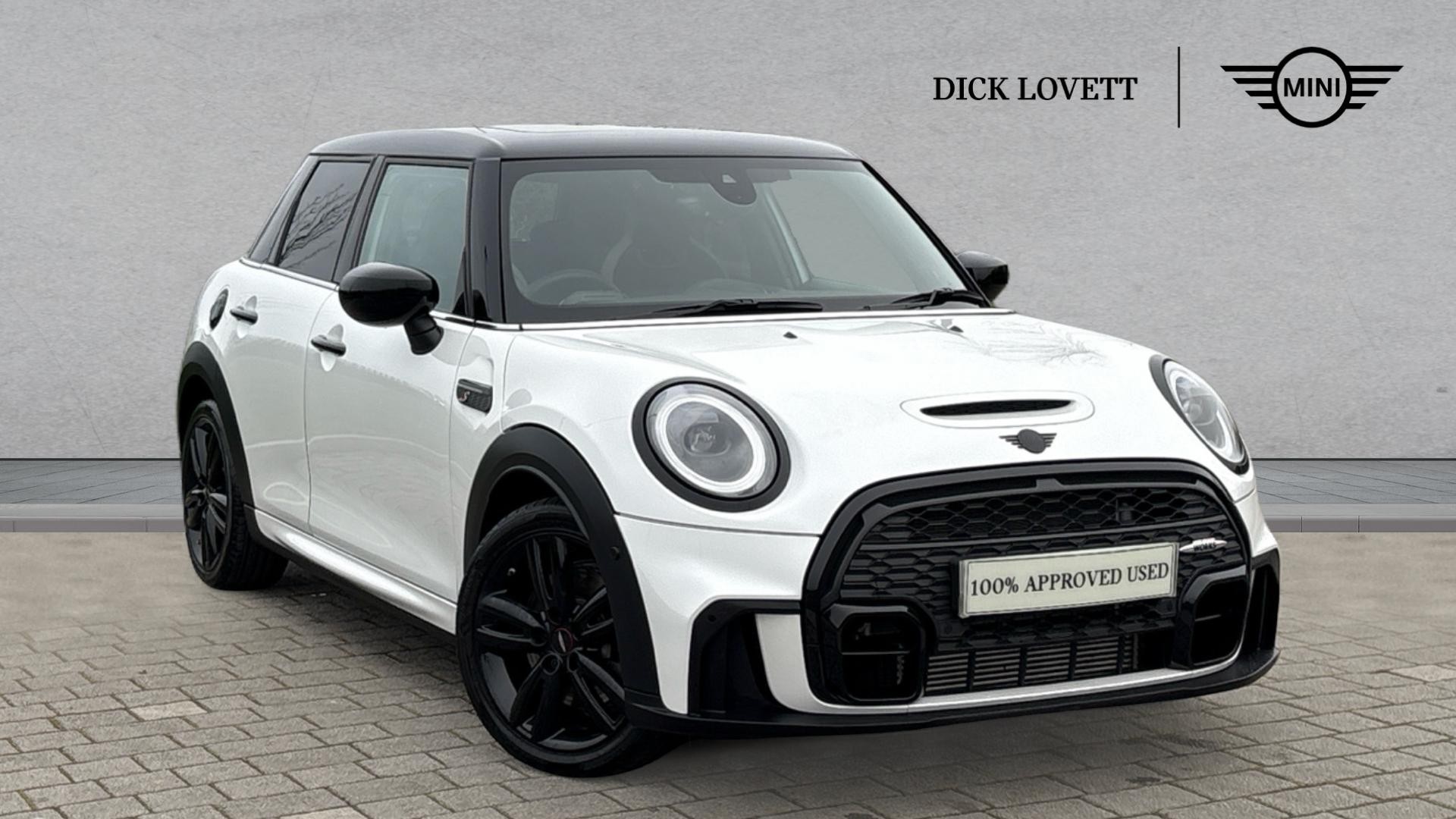 Main listing image - MINI Hatchback 5dr