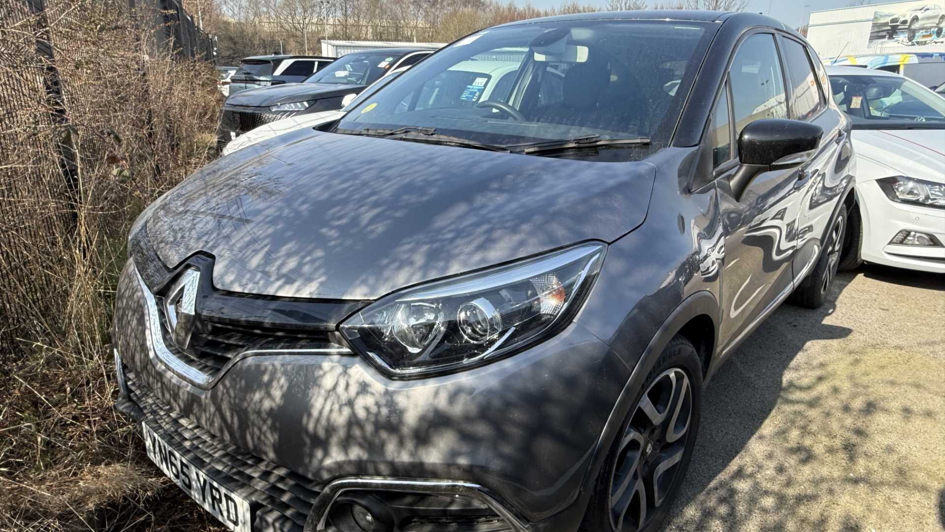 Main listing image - Renault Captur