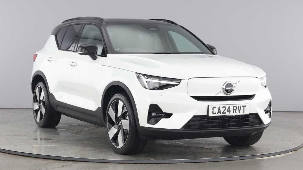 Main listing image - Volvo XC40 Recharge