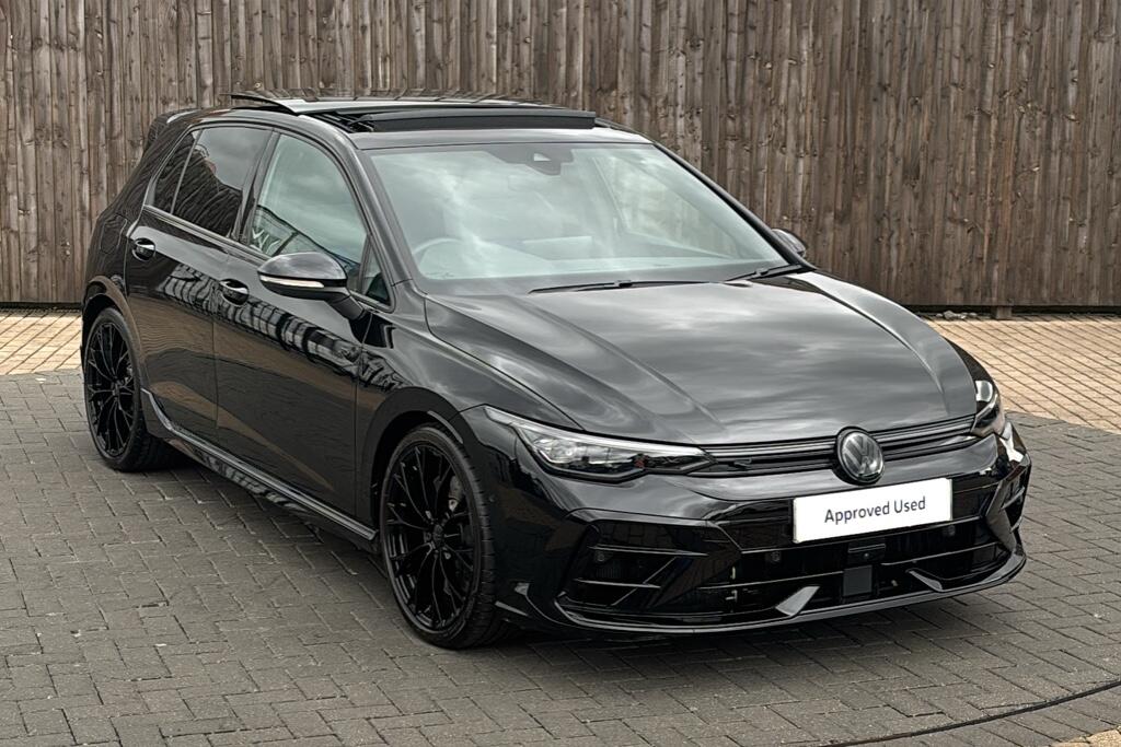 Main listing image - Volkswagen Golf R