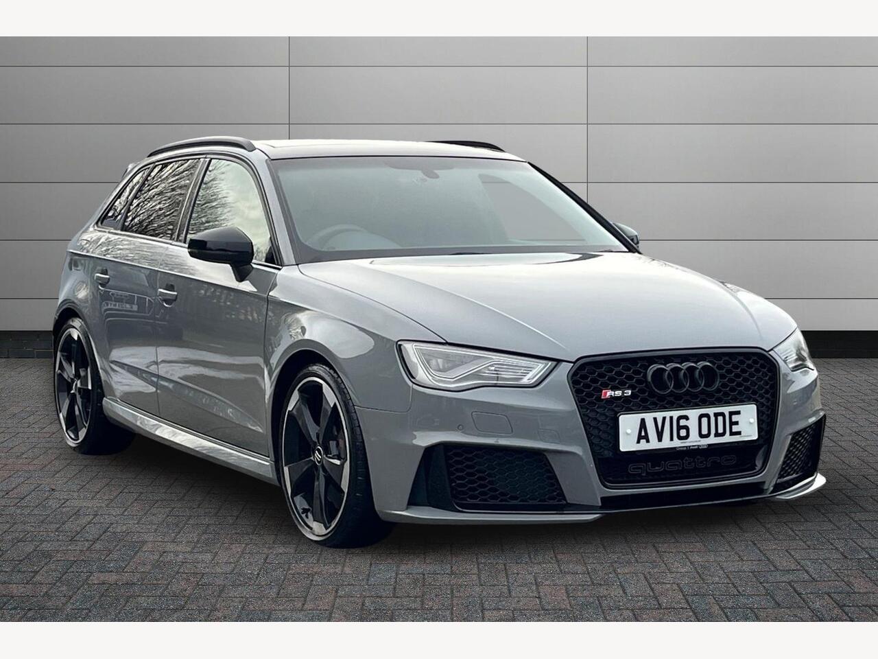 Main listing image - Audi RS3