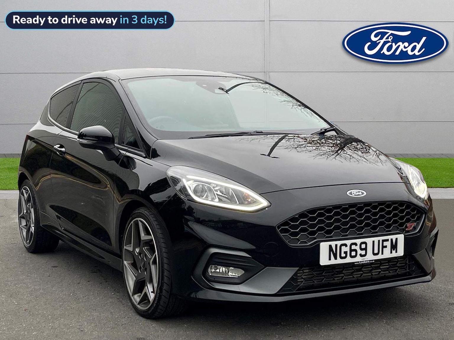 Main listing image - Ford Fiesta ST