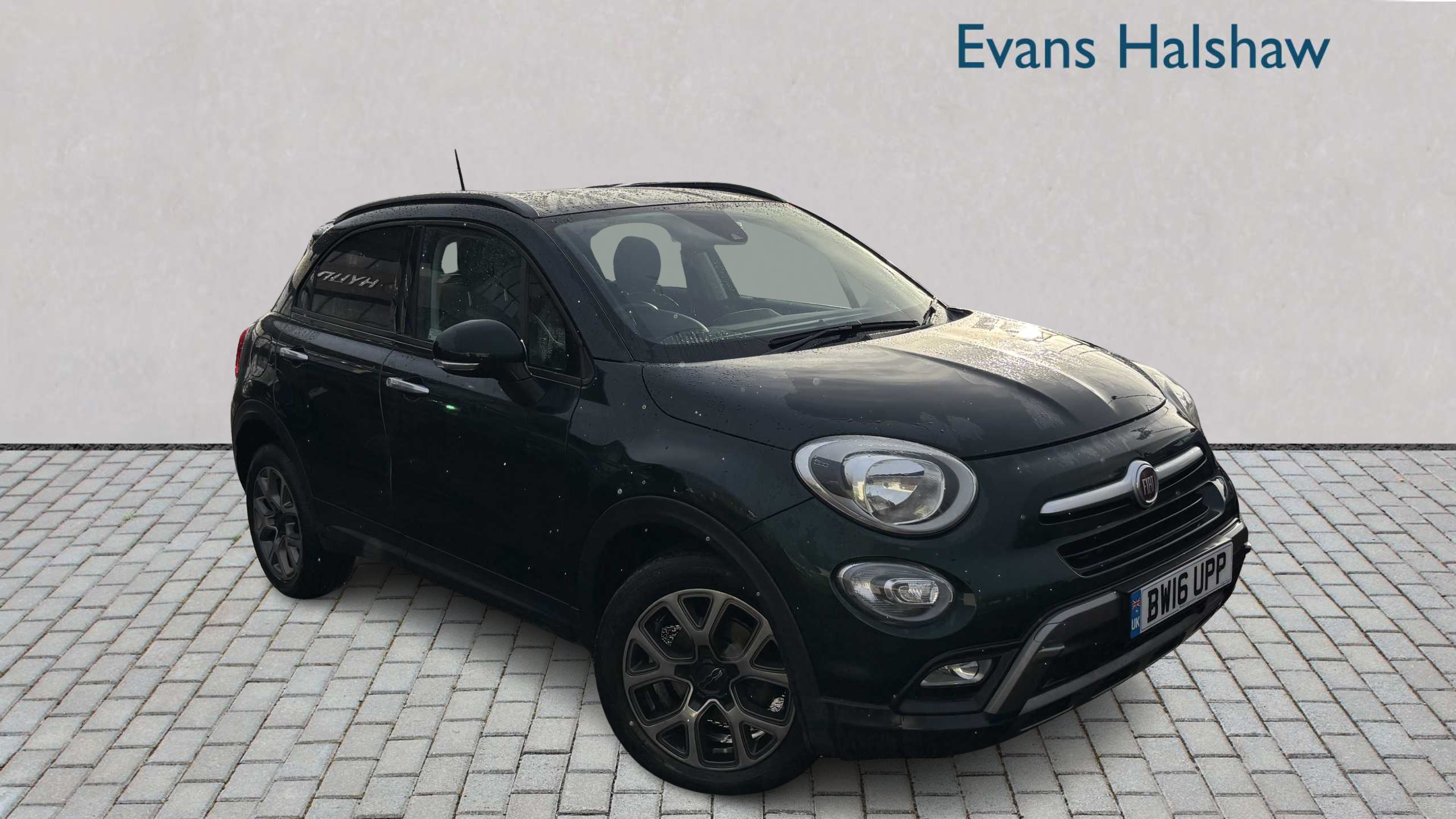 Main listing image - Fiat 500X