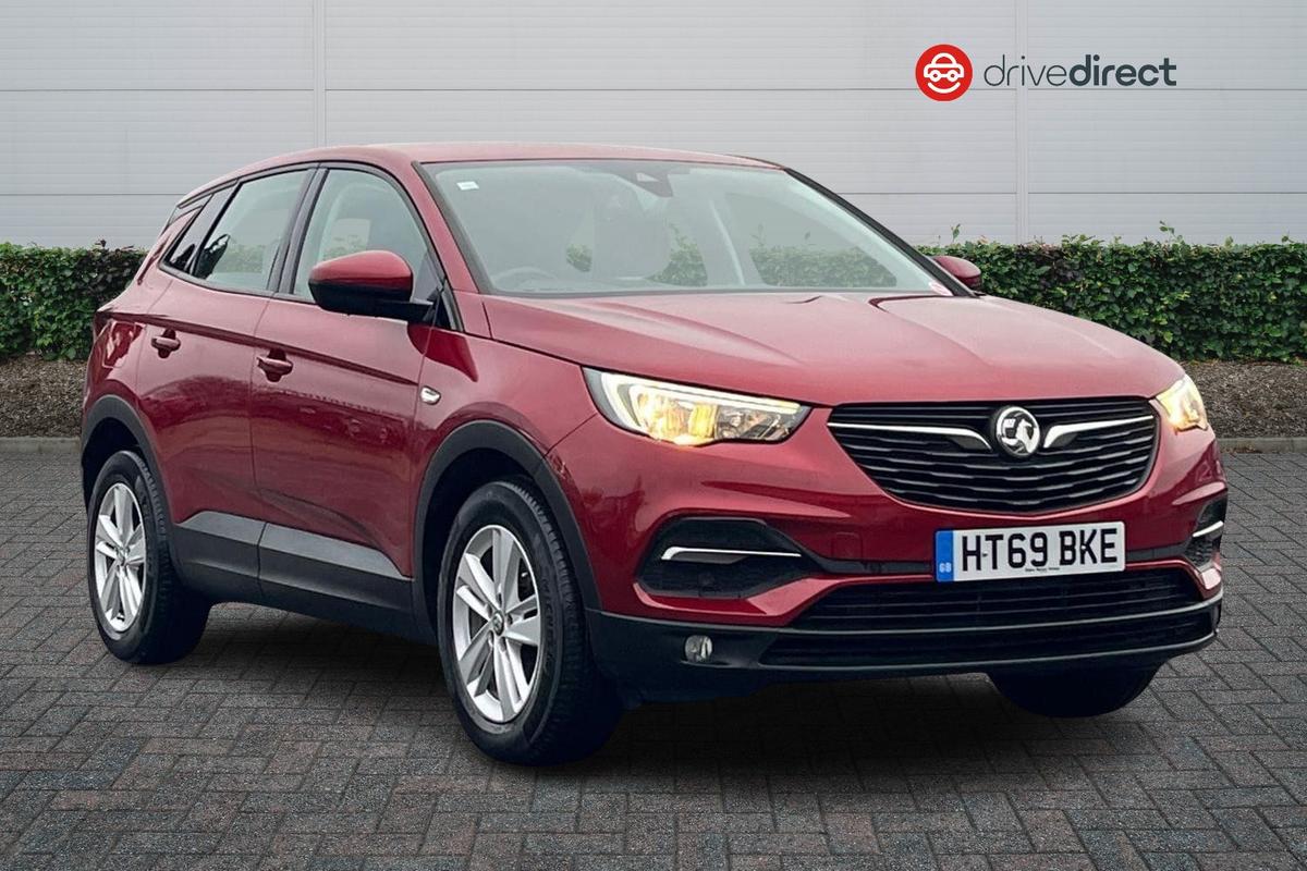 Main listing image - Vauxhall Grandland X