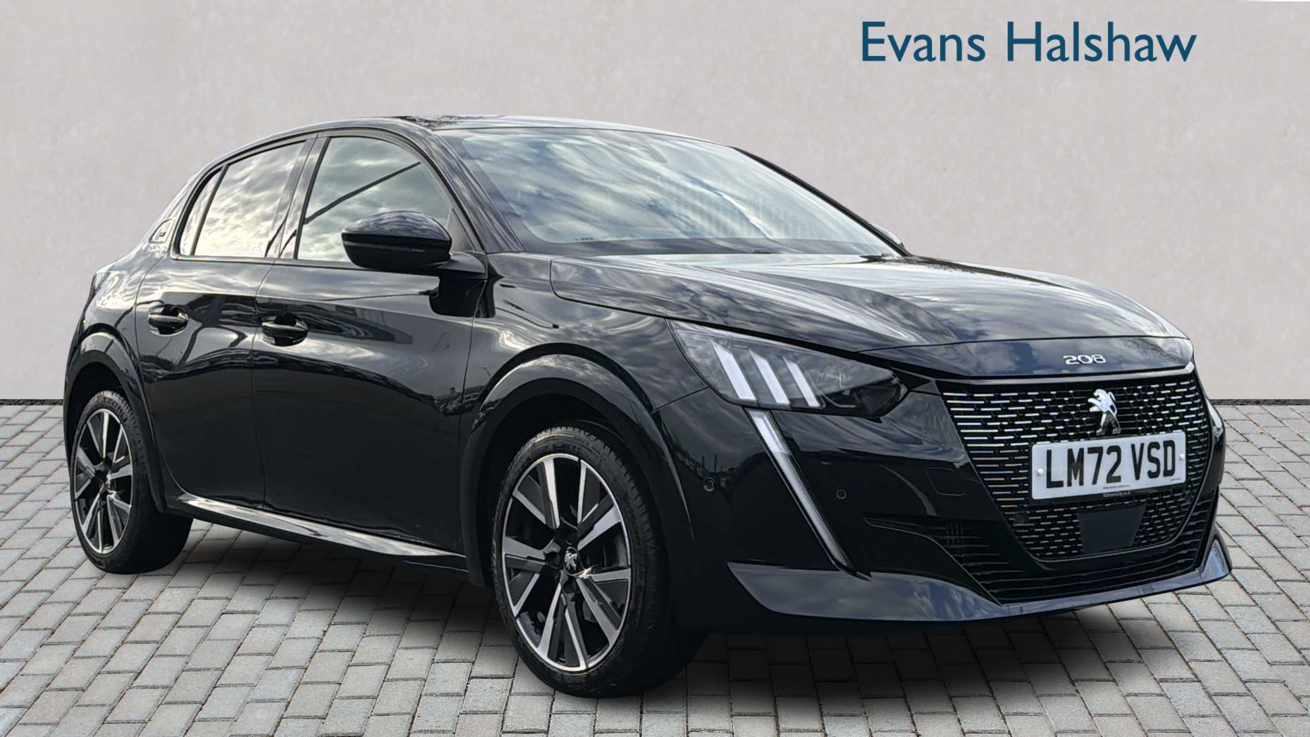 Main listing image - Peugeot 208