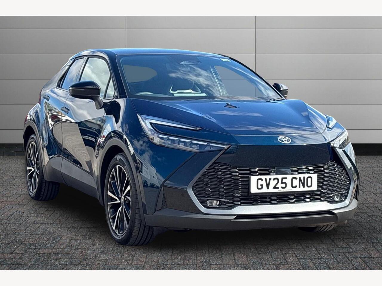Main listing image - Toyota C-HR