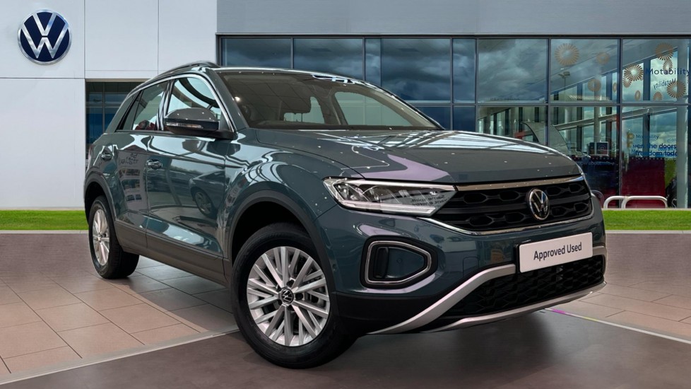 Main listing image - Volkswagen T-Roc