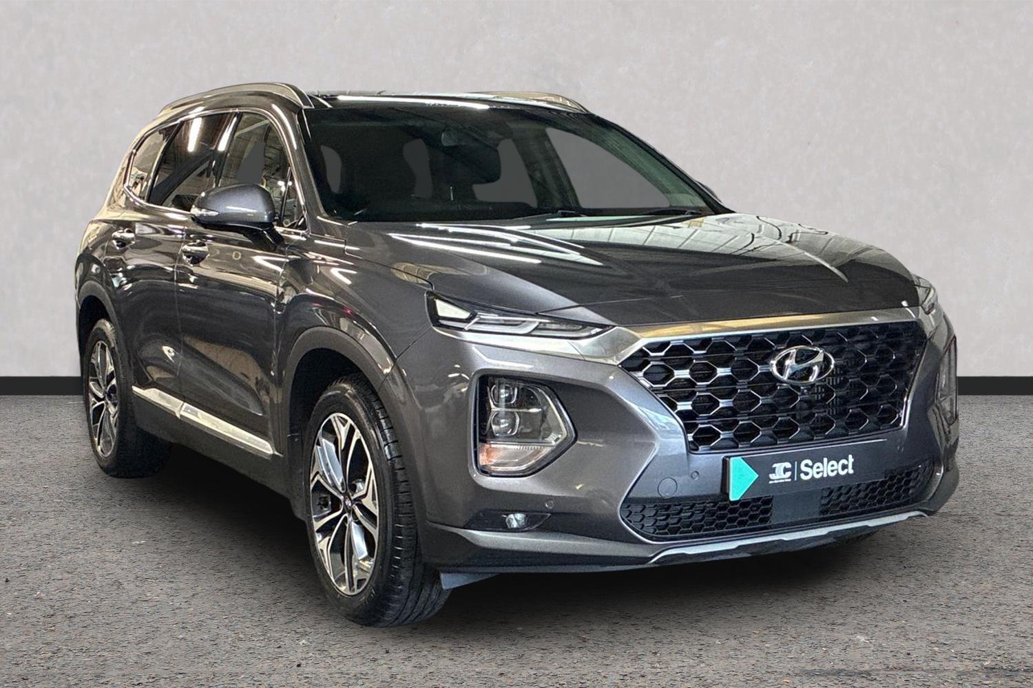 Main listing image - Hyundai Santa Fe