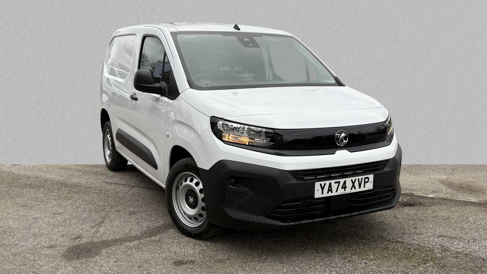 Main listing image - Vauxhall Combo Cargo