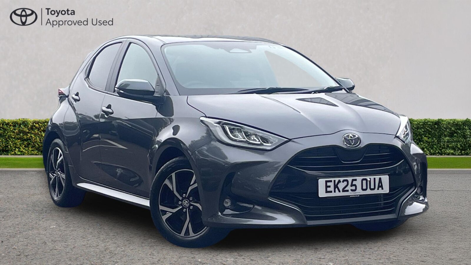 Main listing image - Toyota Yaris