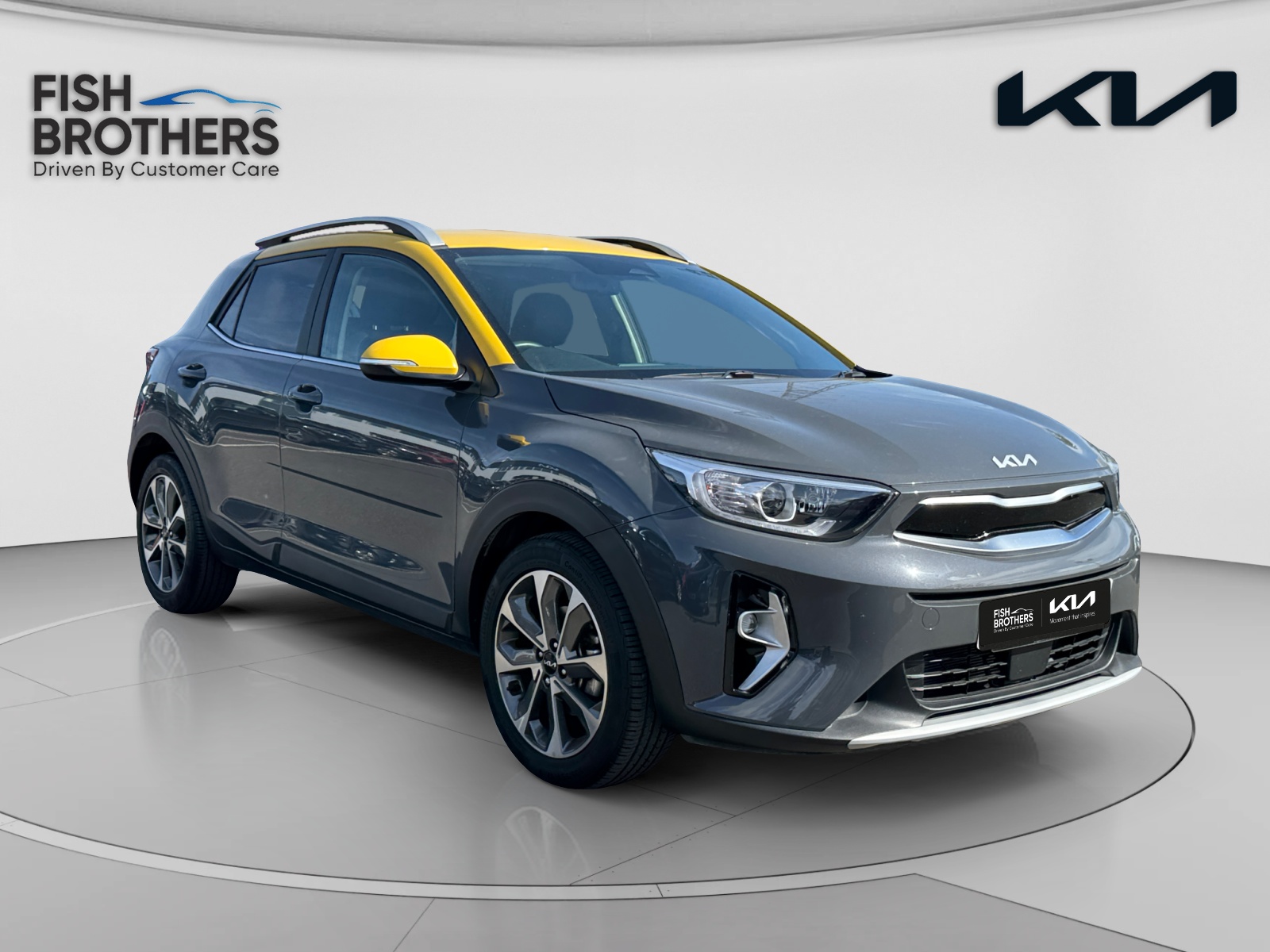 Main listing image - Kia Stonic