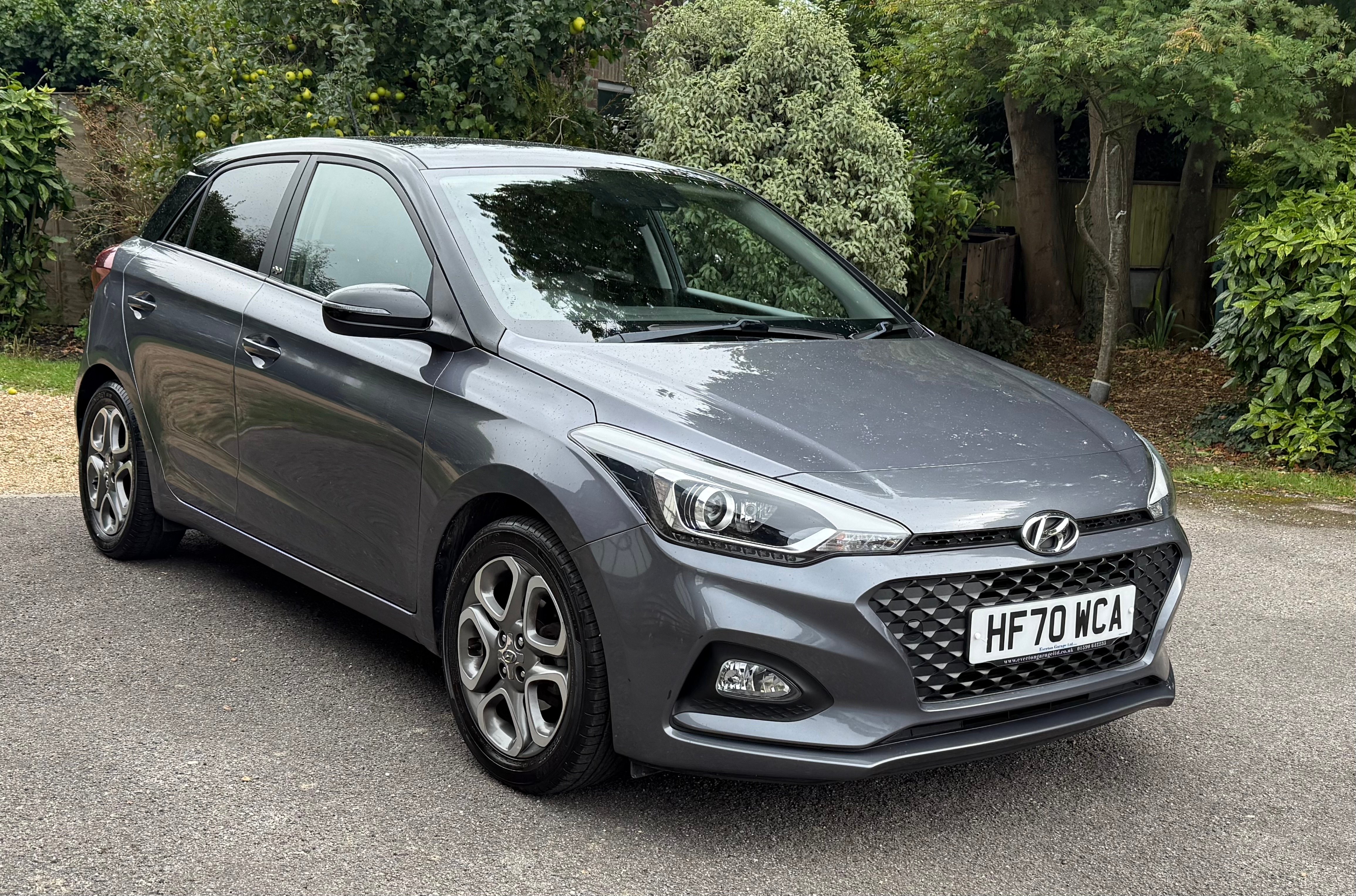 Main listing image - Hyundai i20