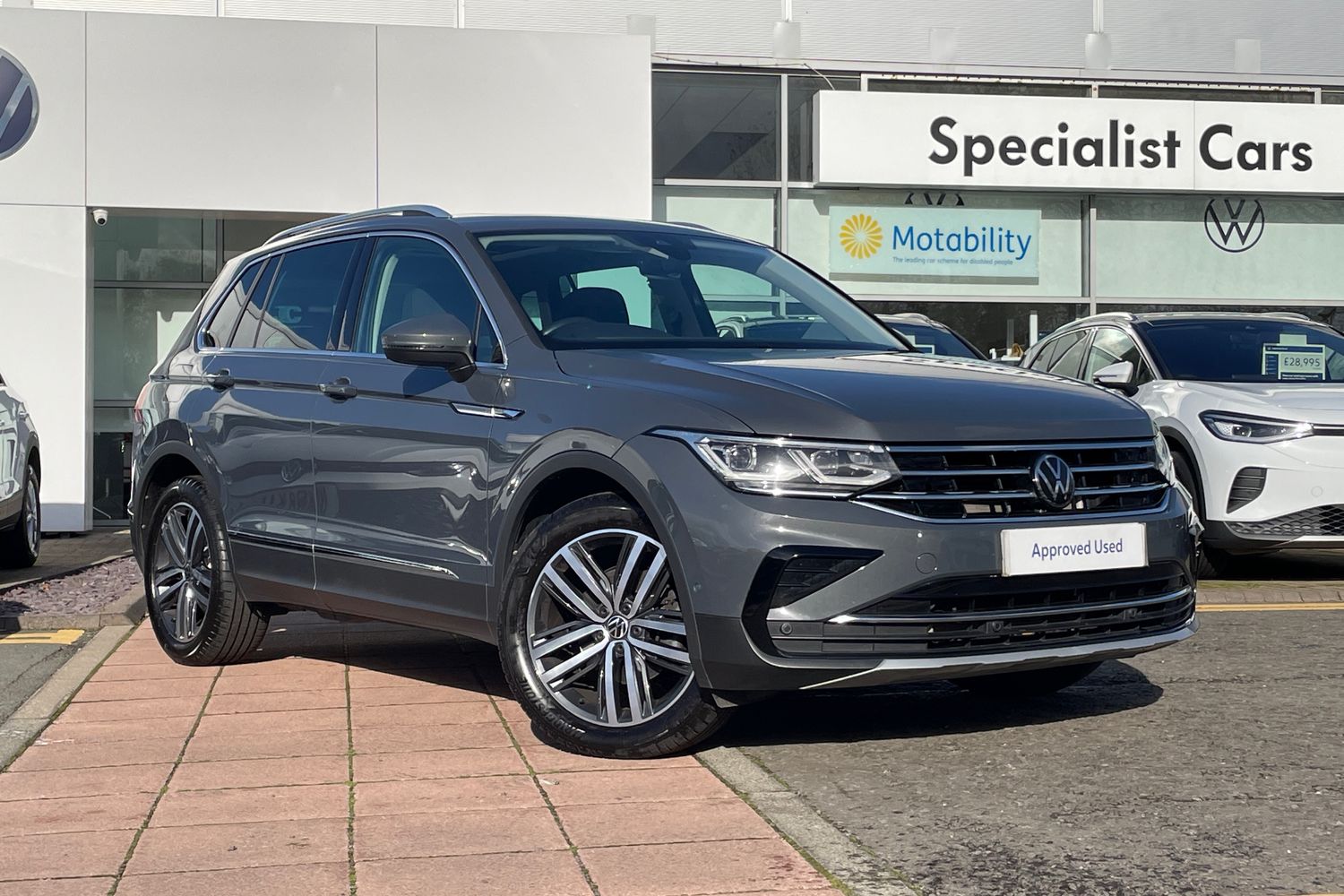 Main listing image - Volkswagen Tiguan