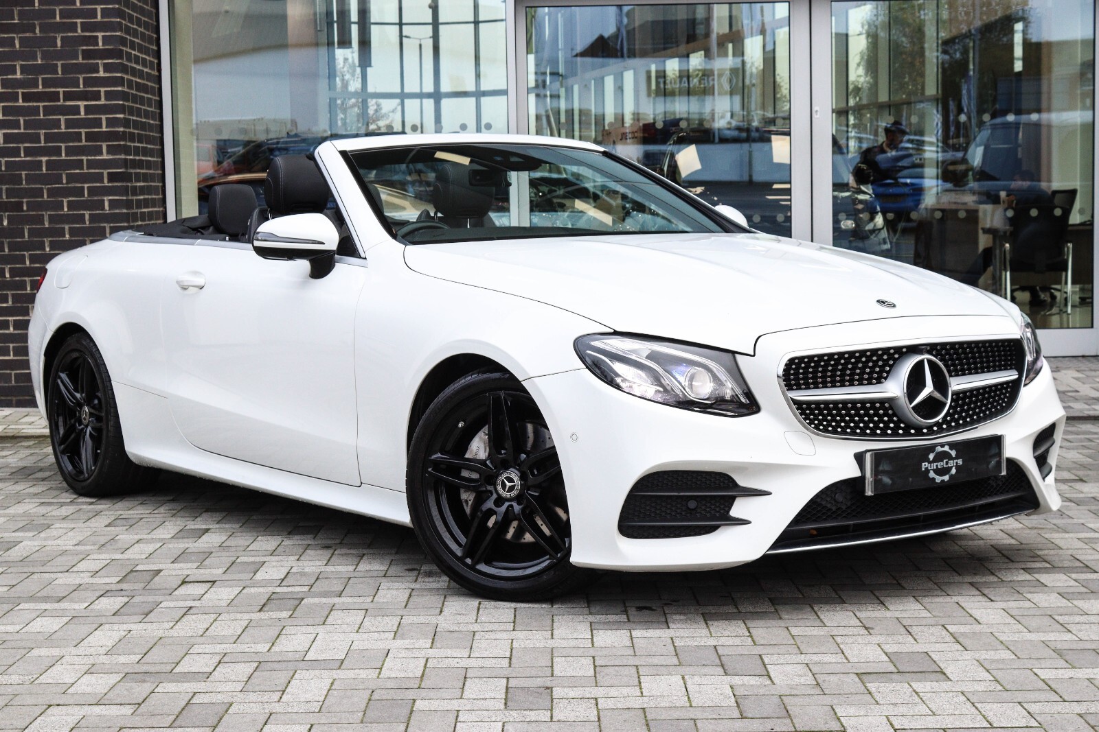 Main listing image - Mercedes-Benz E-Class Cabriolet