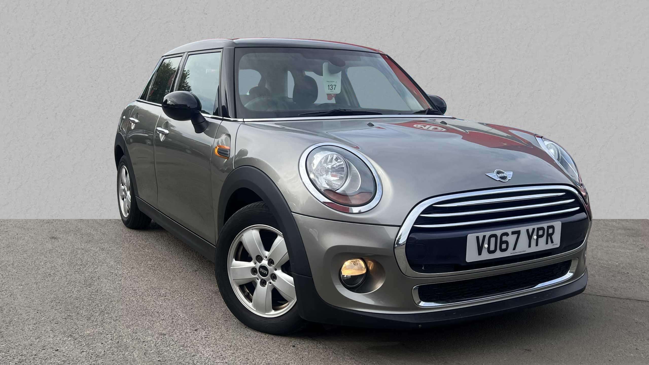 Main listing image - MINI Hatchback 5dr