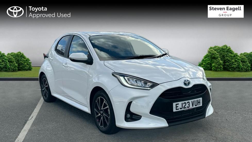 Main listing image - Toyota Yaris