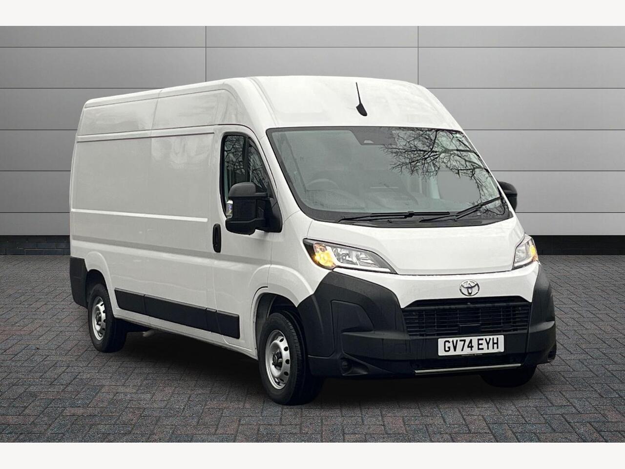 Main listing image - Toyota Proace