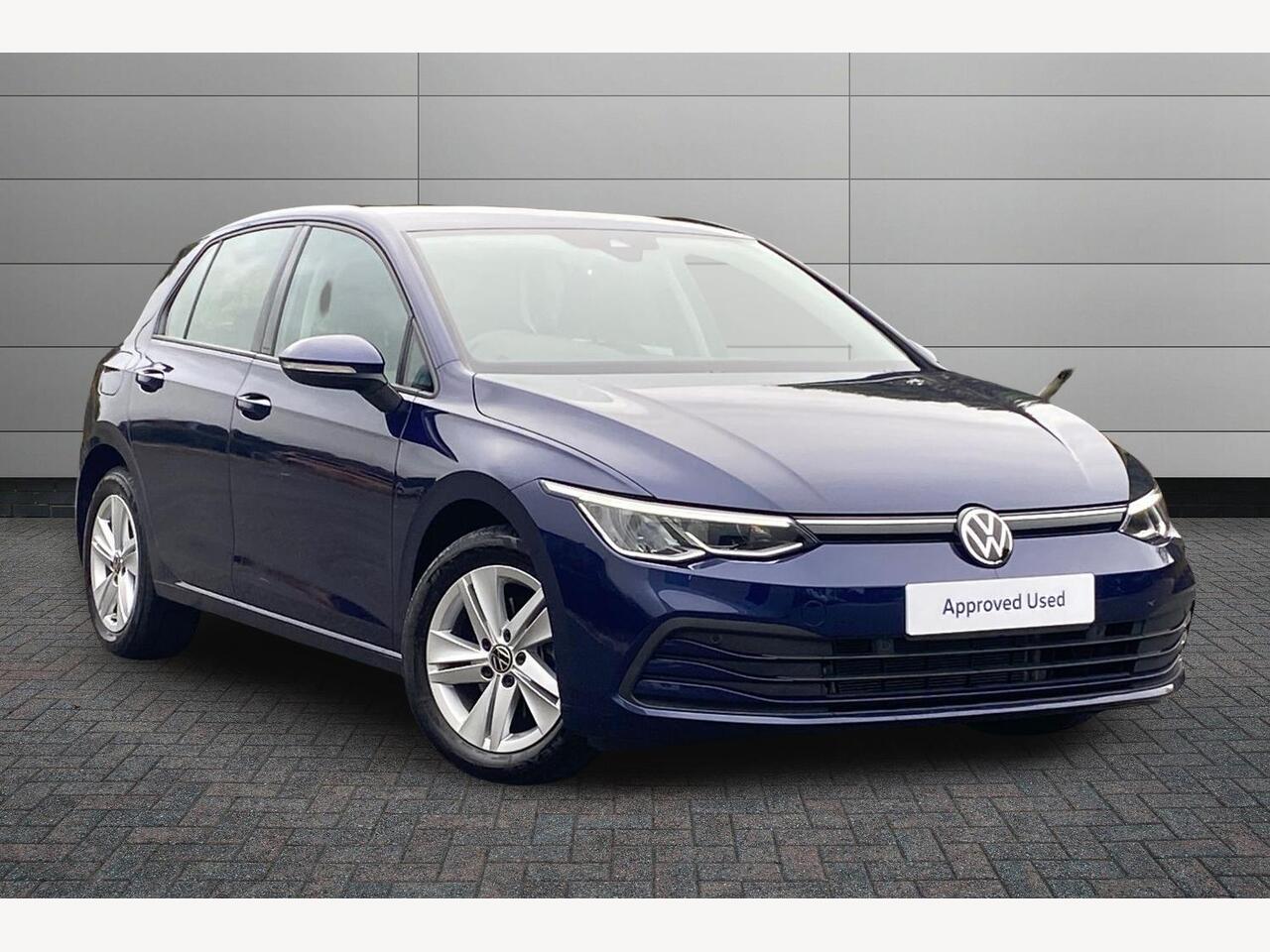 Main listing image - Volkswagen Golf