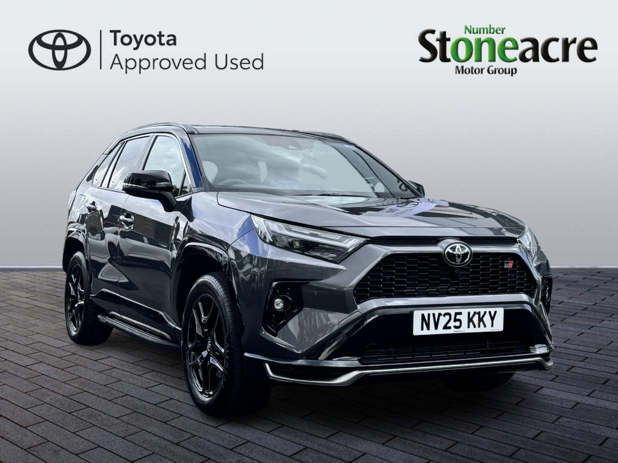 Main listing image - Toyota RAV4