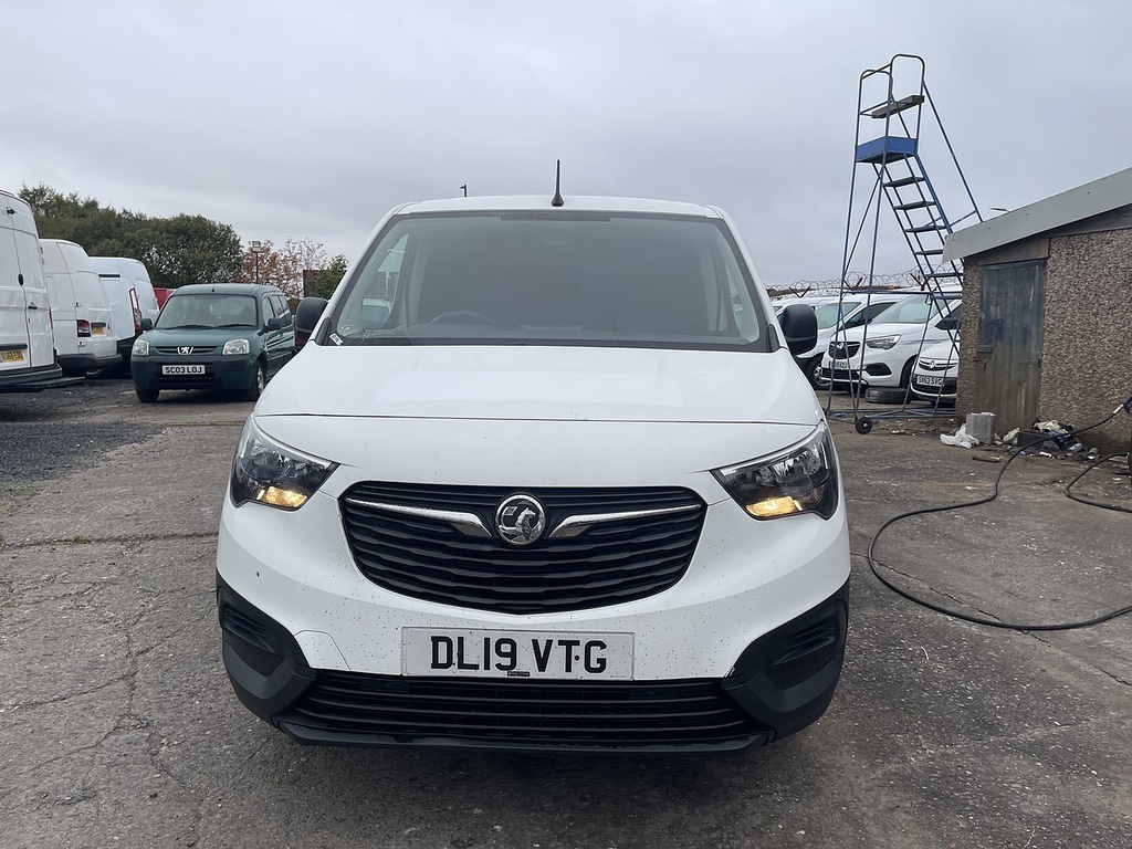 Main listing image - Vauxhall Combo Cargo