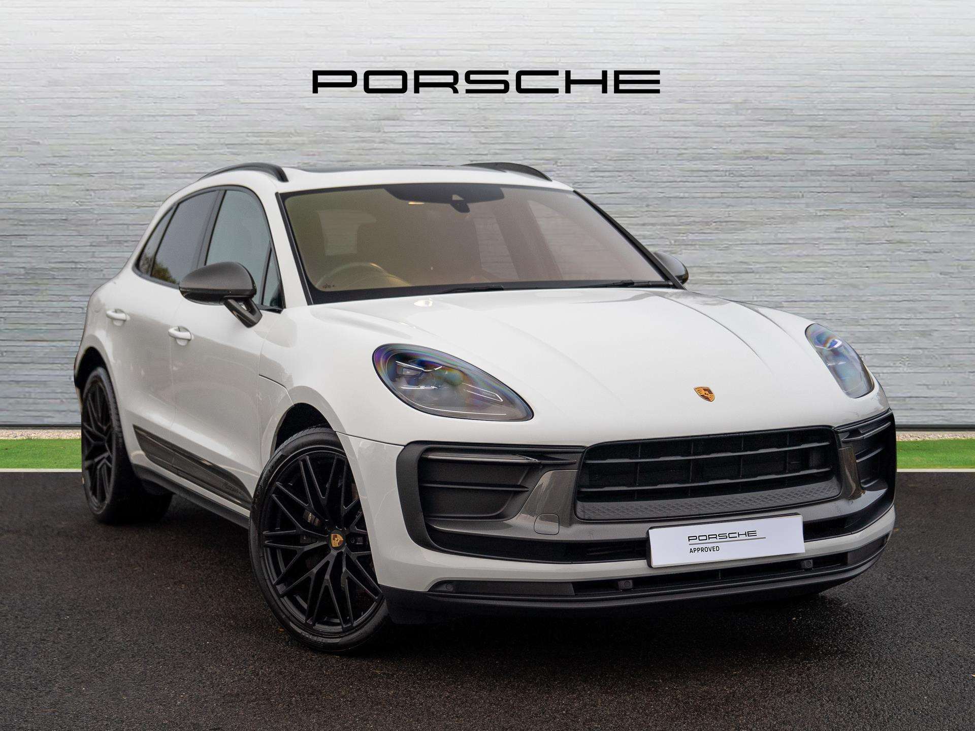 Main listing image - Porsche Macan